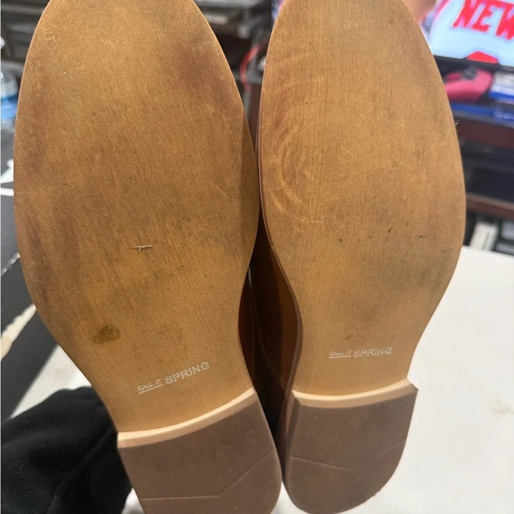Call It Spring Brown / Tan Oxford Shoes Men’s Size 9.5 Good Condition Used